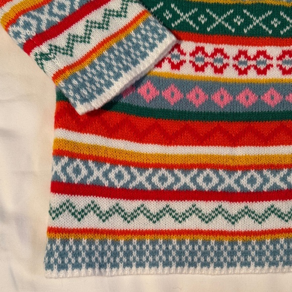 Colorful Patterned Sweater - Picture 3 of 3